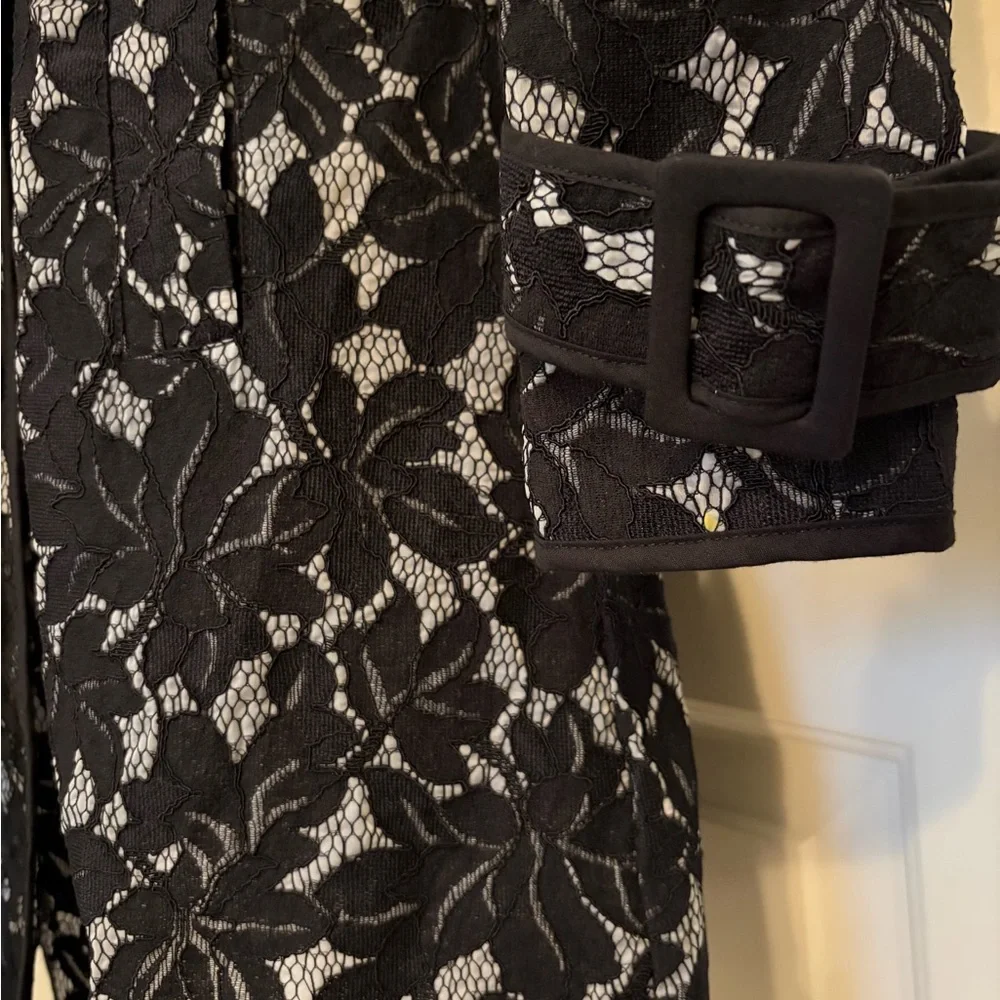 VENUS Vintage Black Lace Trench Coat - Picture 10 of 11